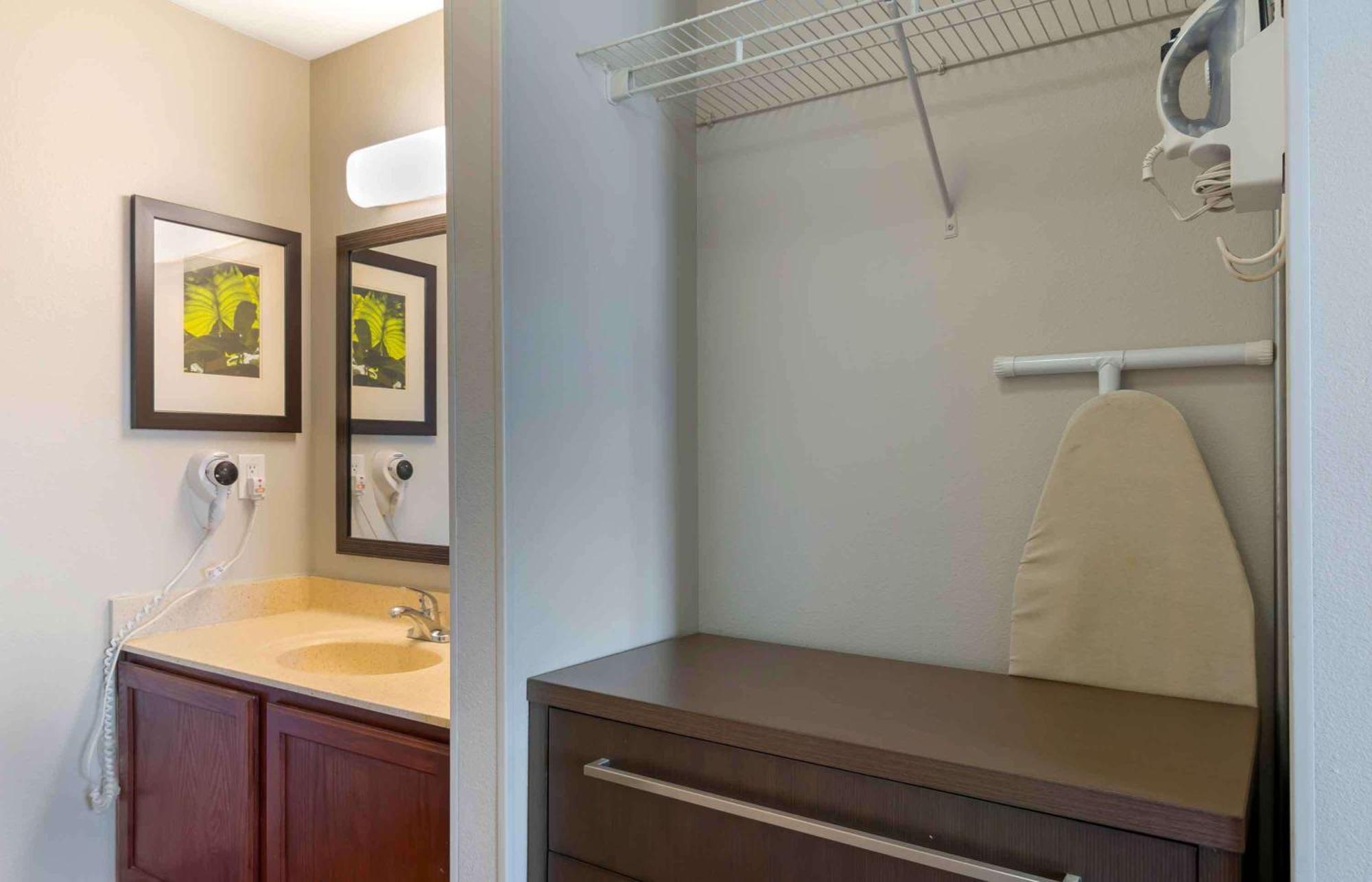 Extended Stay America Suites - Kansas City - Lenexa - 87Th St Overland Park Exteriör bild