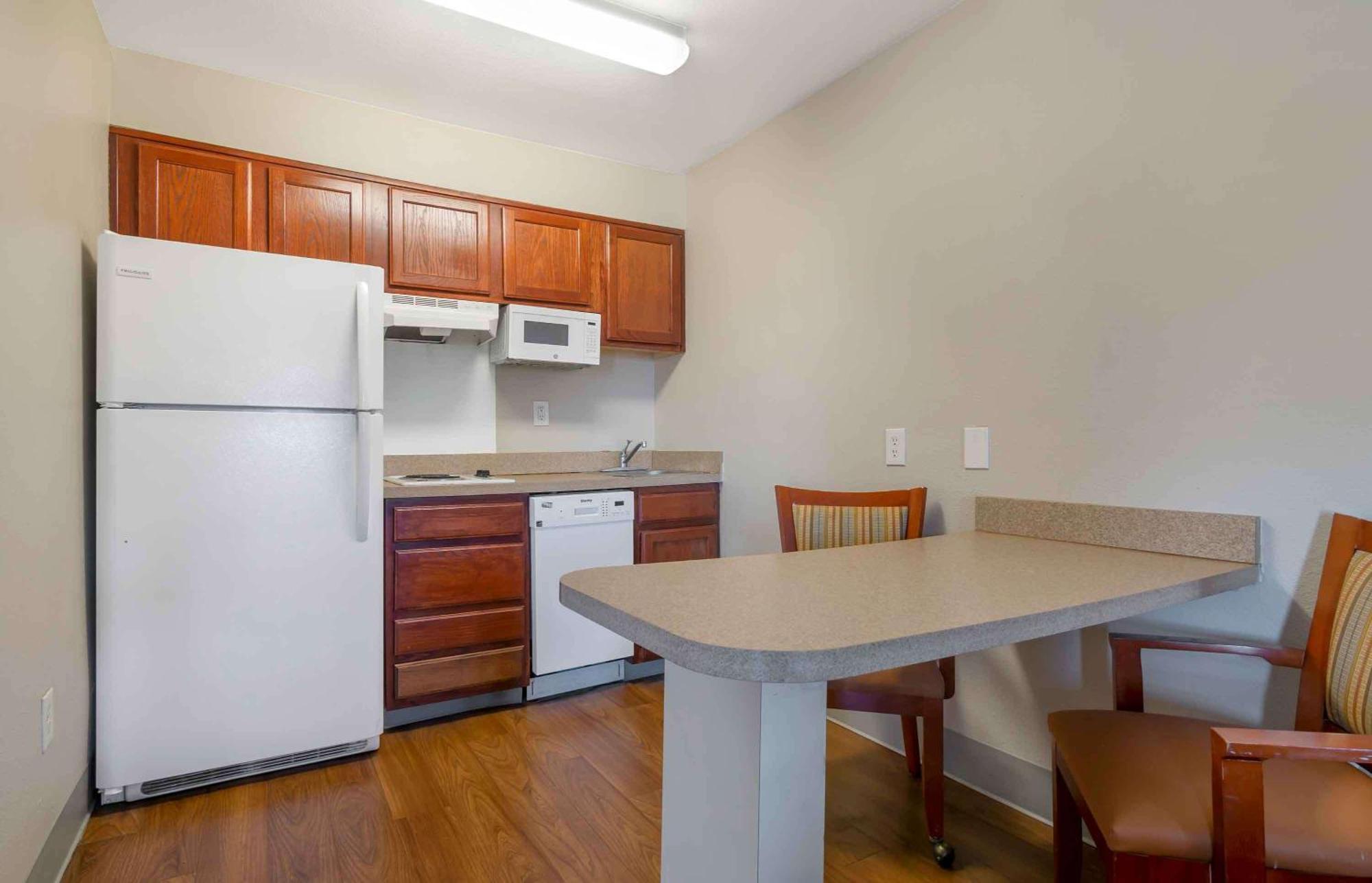 Extended Stay America Suites - Kansas City - Lenexa - 87Th St Overland Park Exteriör bild